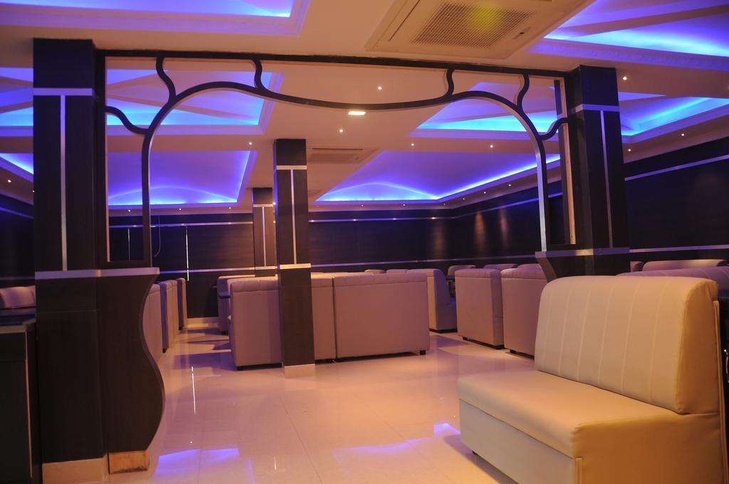 Hariharan Residency - Poonamallee Hotell Chennai Exteriör bild