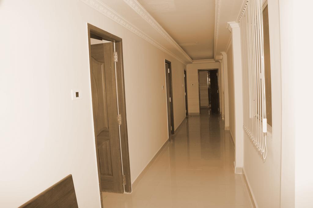 Hariharan Residency - Poonamallee Hotell Chennai Exteriör bild
